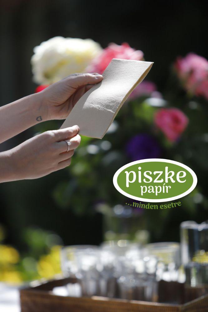 Textilhatású szalvéta a Magyar Piszke Papírtól